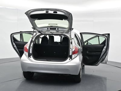 2016 Toyota Prius c One