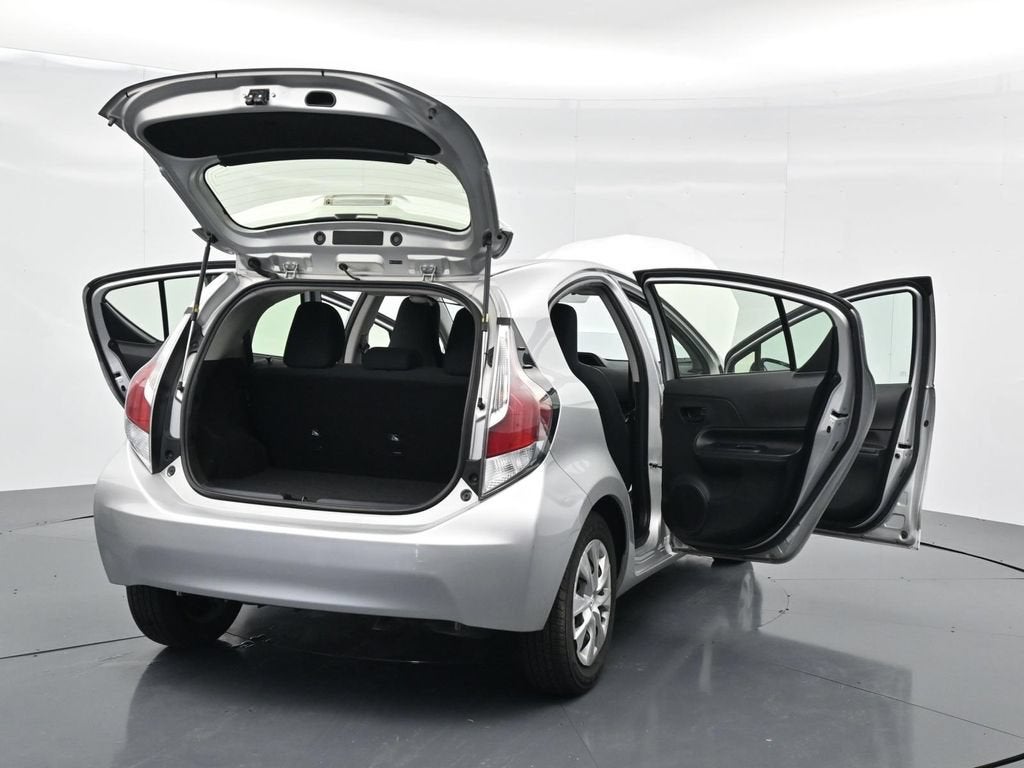 2016 Toyota Prius c One