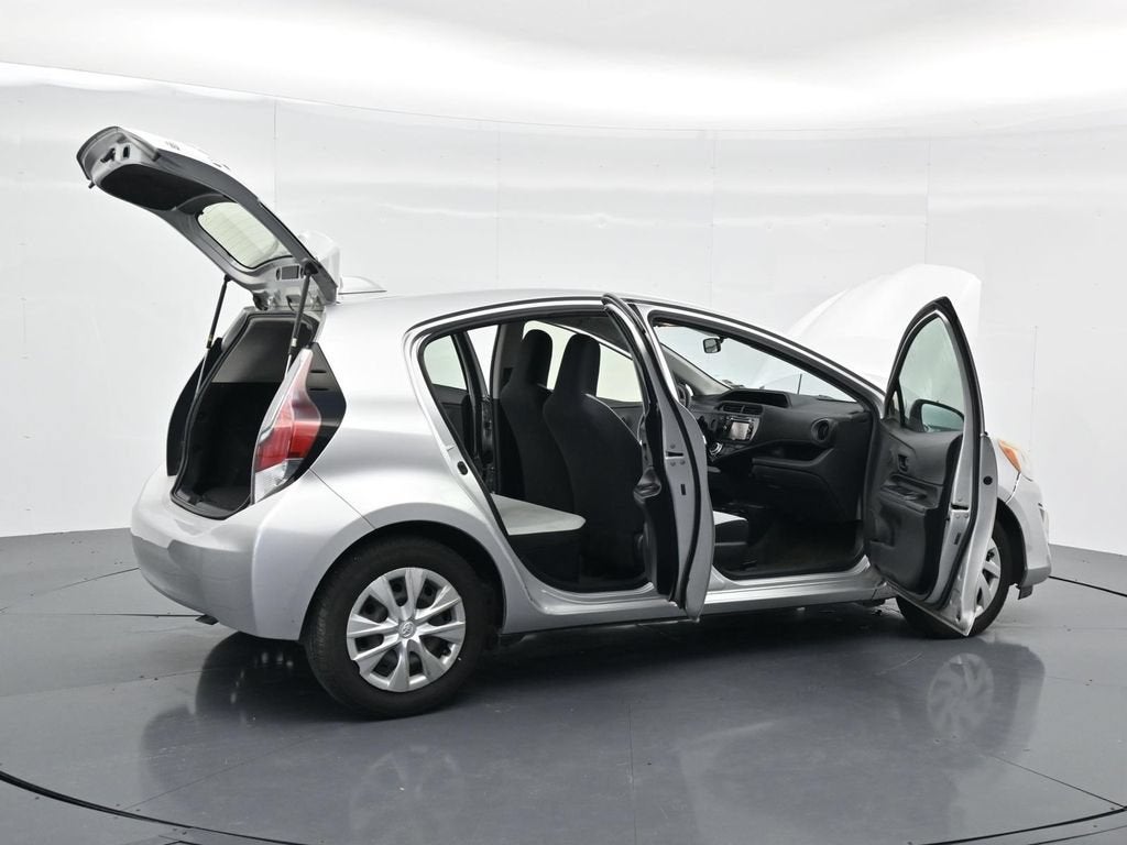 2016 Toyota Prius c One
