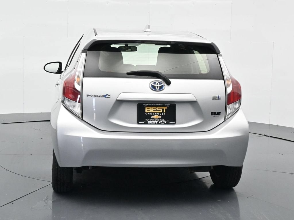 2016 Toyota Prius c One