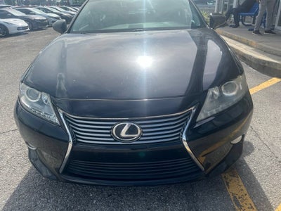 2013 Lexus ES 350 4dr Sdn