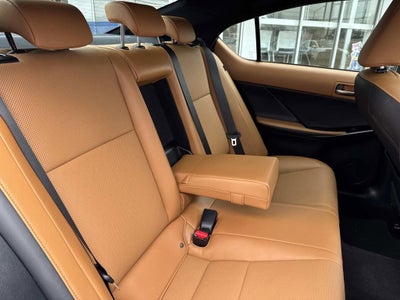 2024 Lexus IS IS 350 F SPORT Design
