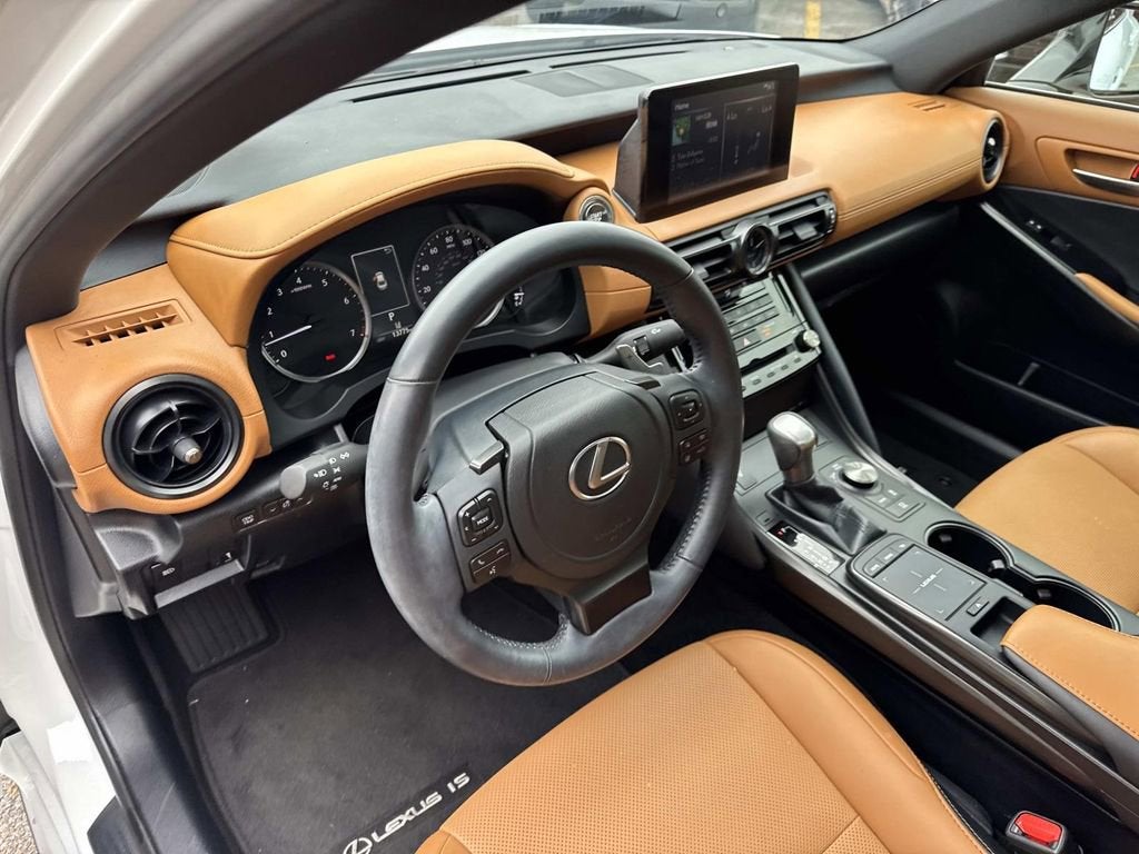 2024 Lexus IS IS 350 F SPORT Design