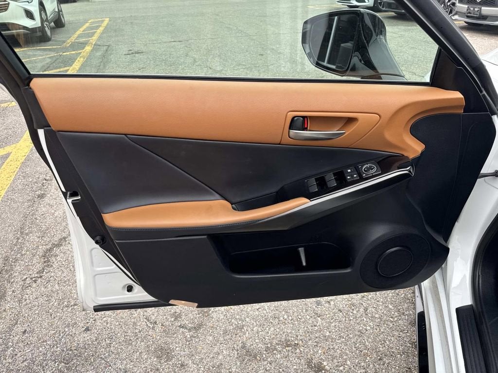 2024 Lexus IS IS 350 F SPORT Design