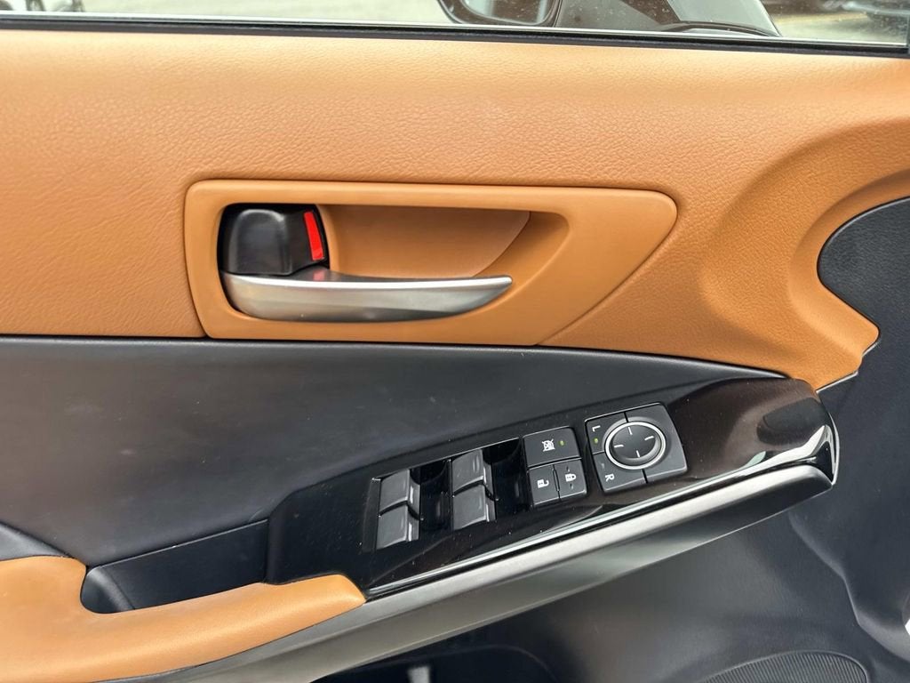 2024 Lexus IS IS 350 F SPORT Design