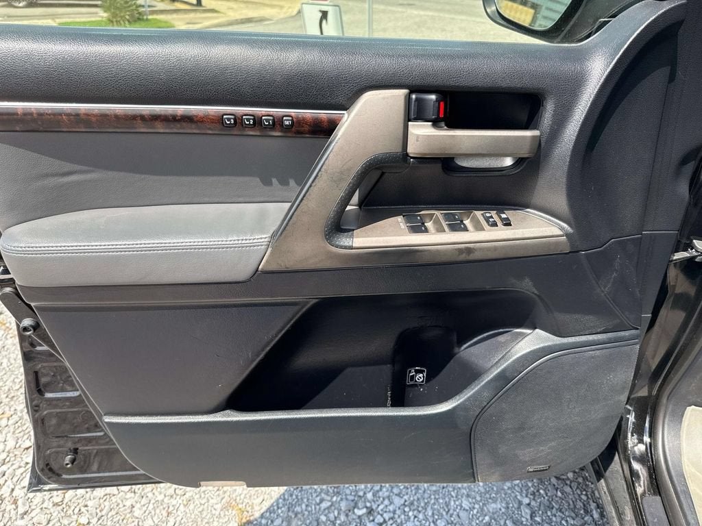 2011 Toyota Land Cruiser NA