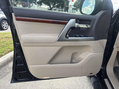 2013 Toyota Land Cruiser NA