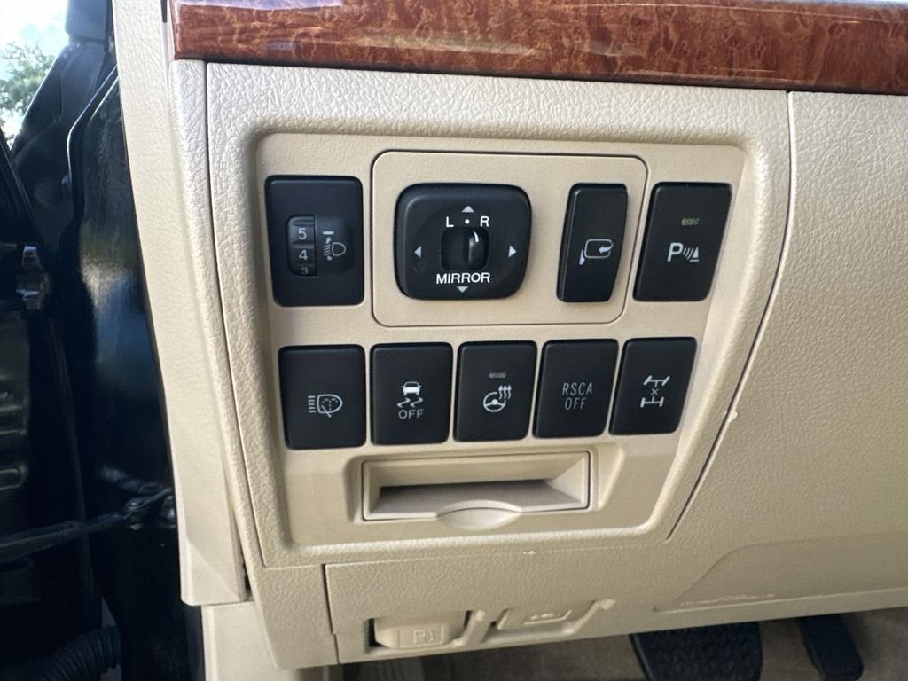 2013 Toyota Land Cruiser NA