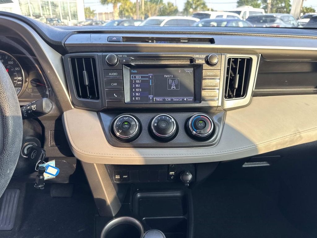 2015 Toyota RAV4 LE