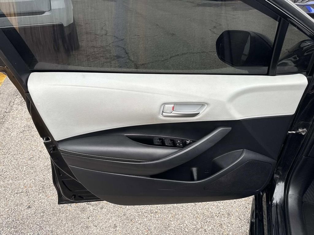 2021 Toyota Corolla Hatchback SE