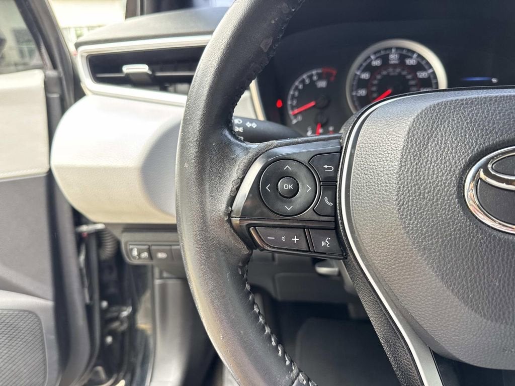 2021 Toyota Corolla Hatchback SE