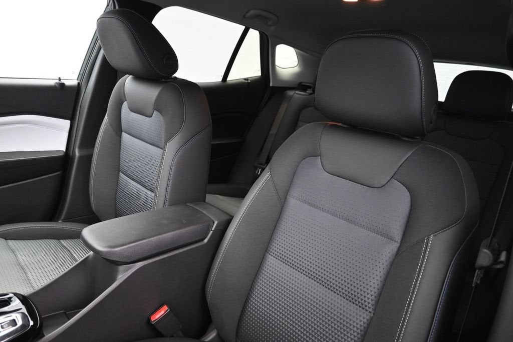2026 Chevrolet Trax LT - Photo 11