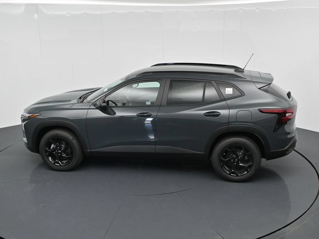 2026 Chevrolet Trax LT - Photo 21