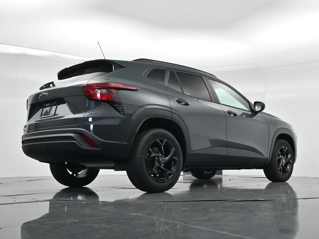 2026 Chevrolet Trax LT - Photo 32