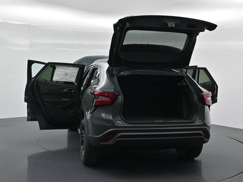 2026 Chevrolet Trax LT - Photo 35