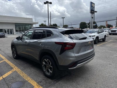 2025 Chevrolet Trax LT