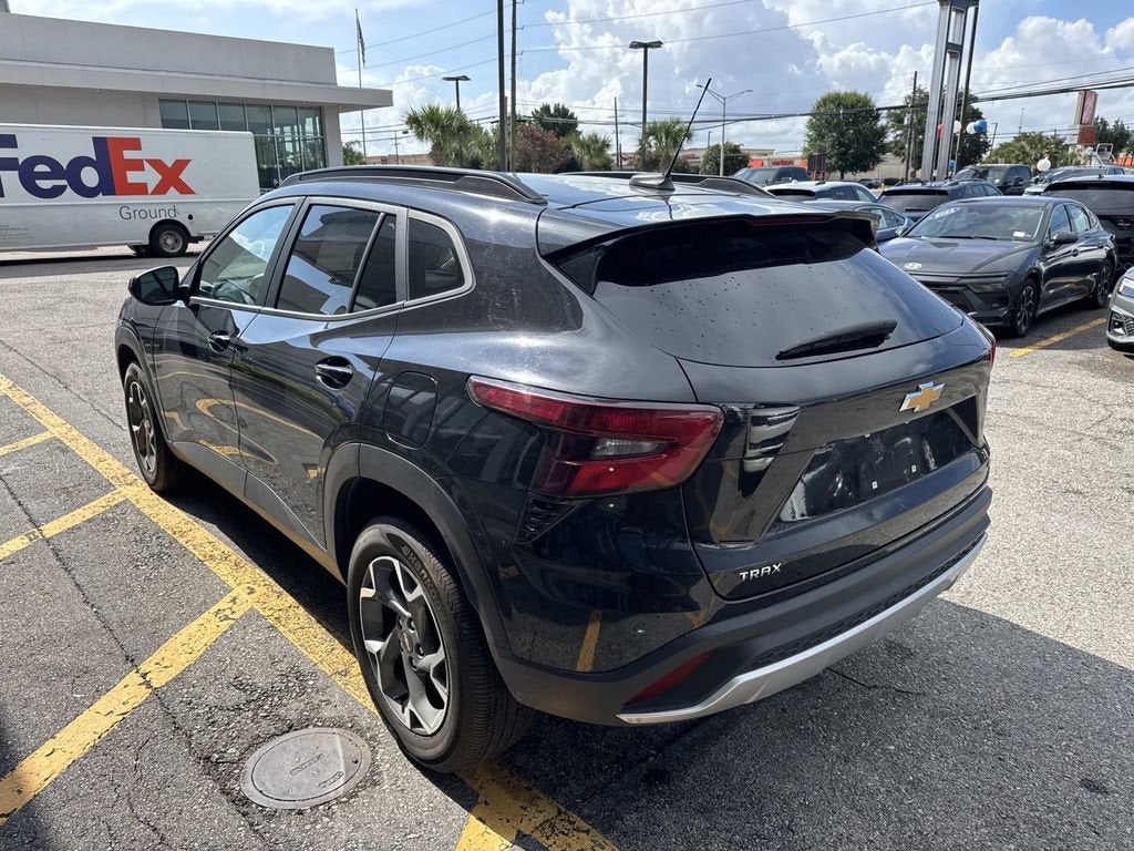 2025 Chevrolet Trax LT