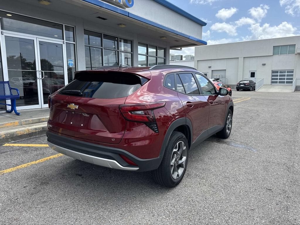 2025 Chevrolet Trax LT