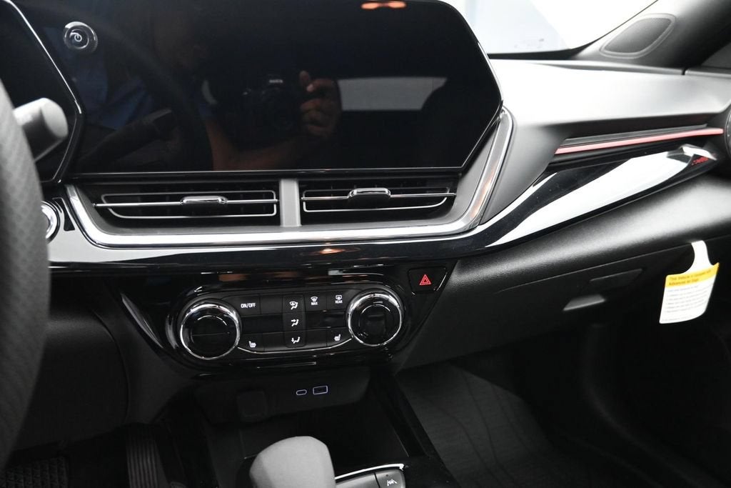 2026 Chevrolet Trax RS - Photo 12