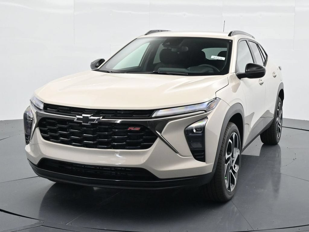 2026 Chevrolet Trax RS - Photo 2