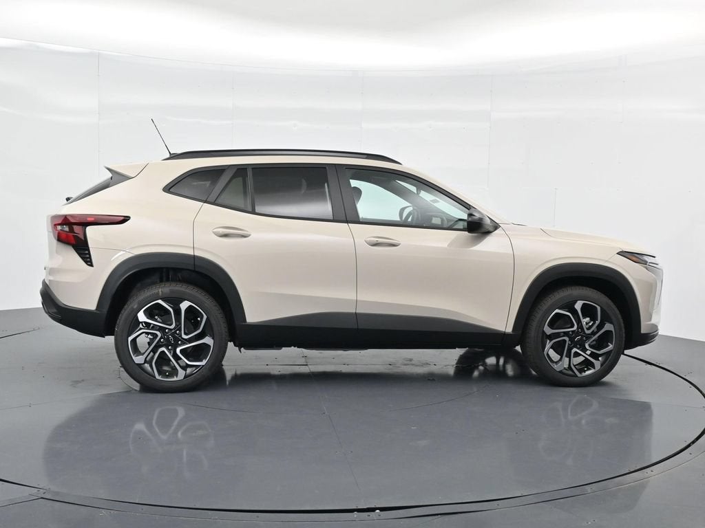 2026 Chevrolet Trax RS - Photo 8