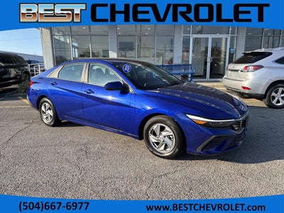 2024 Hyundai Elantra SE