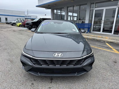 2025 Hyundai Elantra SEL Convenience