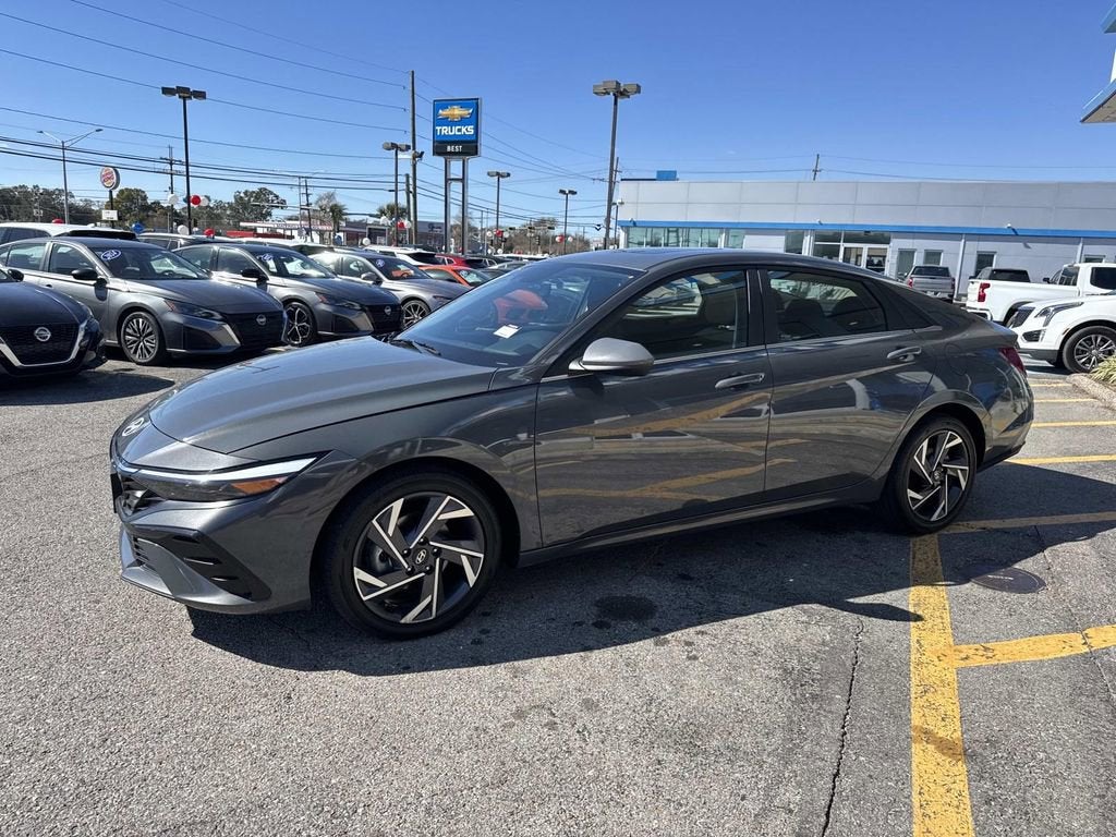 2025 Hyundai Elantra SEL Convenience