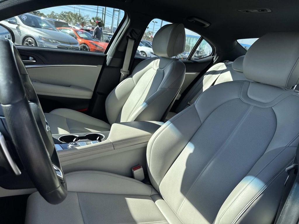 2023 Genesis G70 2.0T