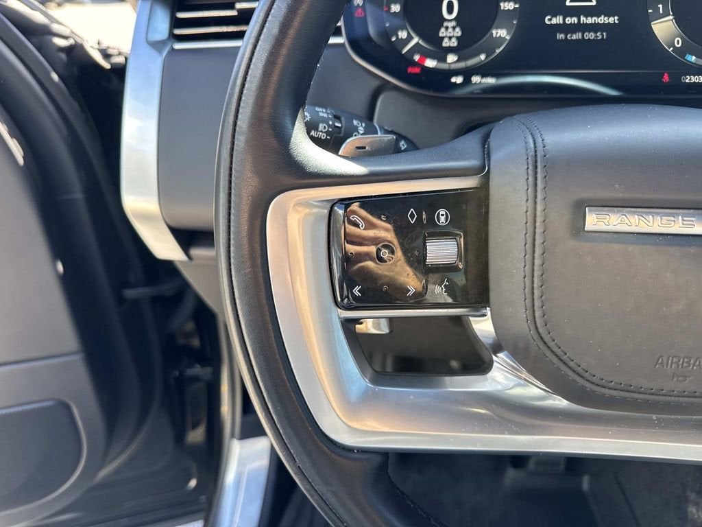 2025 Land Rover Range Rover SE