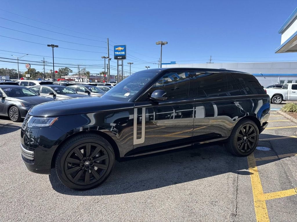 2025 Land Rover Range Rover SE