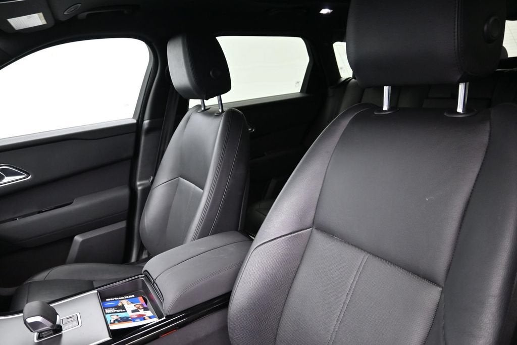 2025 Land Rover Range Rover Velar Dynamic SE
