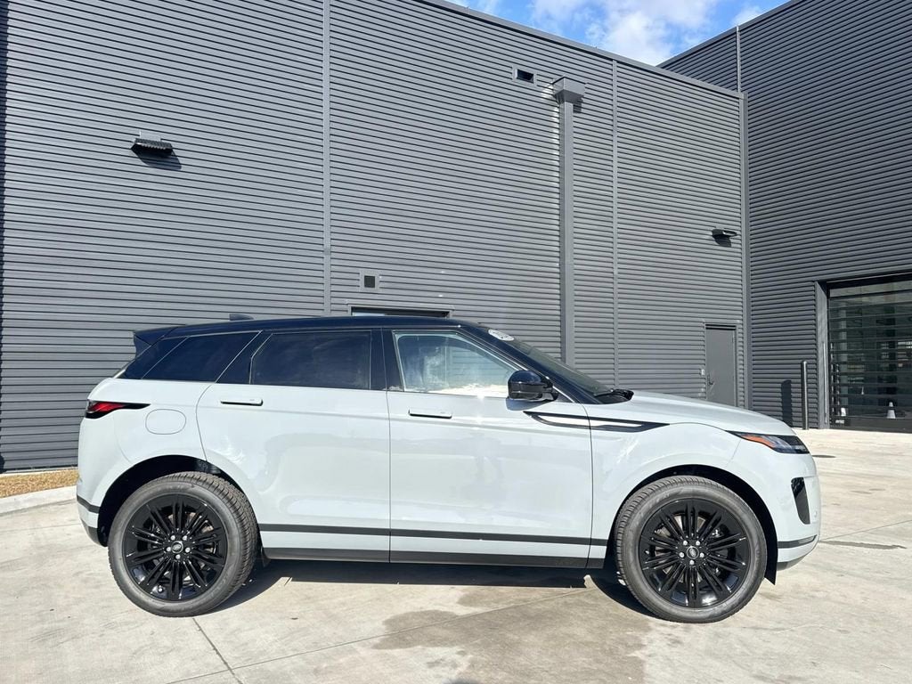 2026 Land Rover Range Rover Evoque Core S