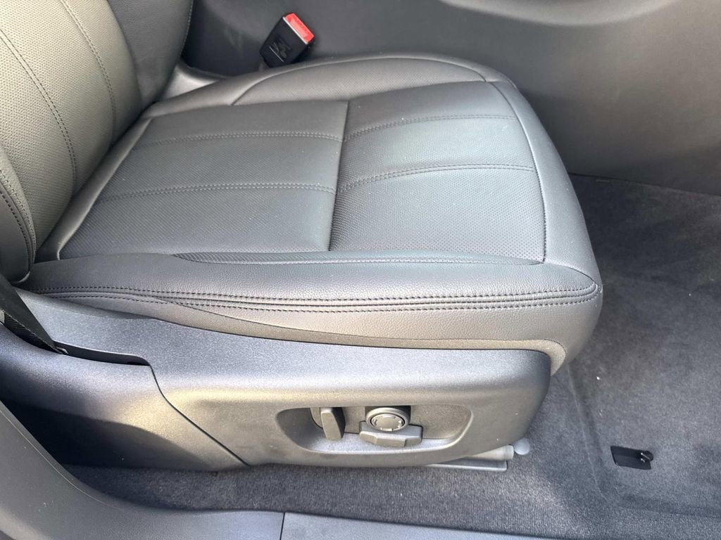 2026 Land Rover Range Rover Evoque Core S