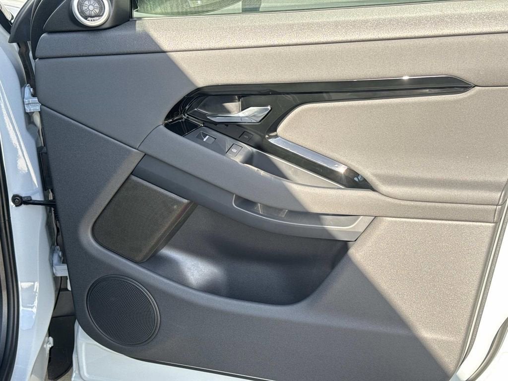 2026 Land Rover Range Rover Evoque Core S