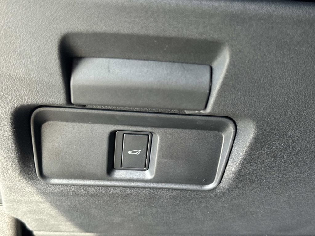 2026 Land Rover Range Rover Evoque Core S