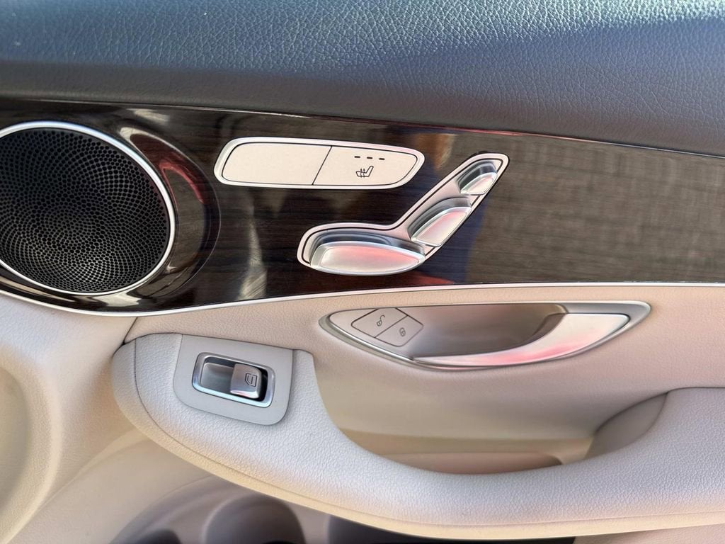 2020 Mercedes-Benz GLC GLC 300