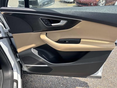 2023 Audi Q7 Premium Plus