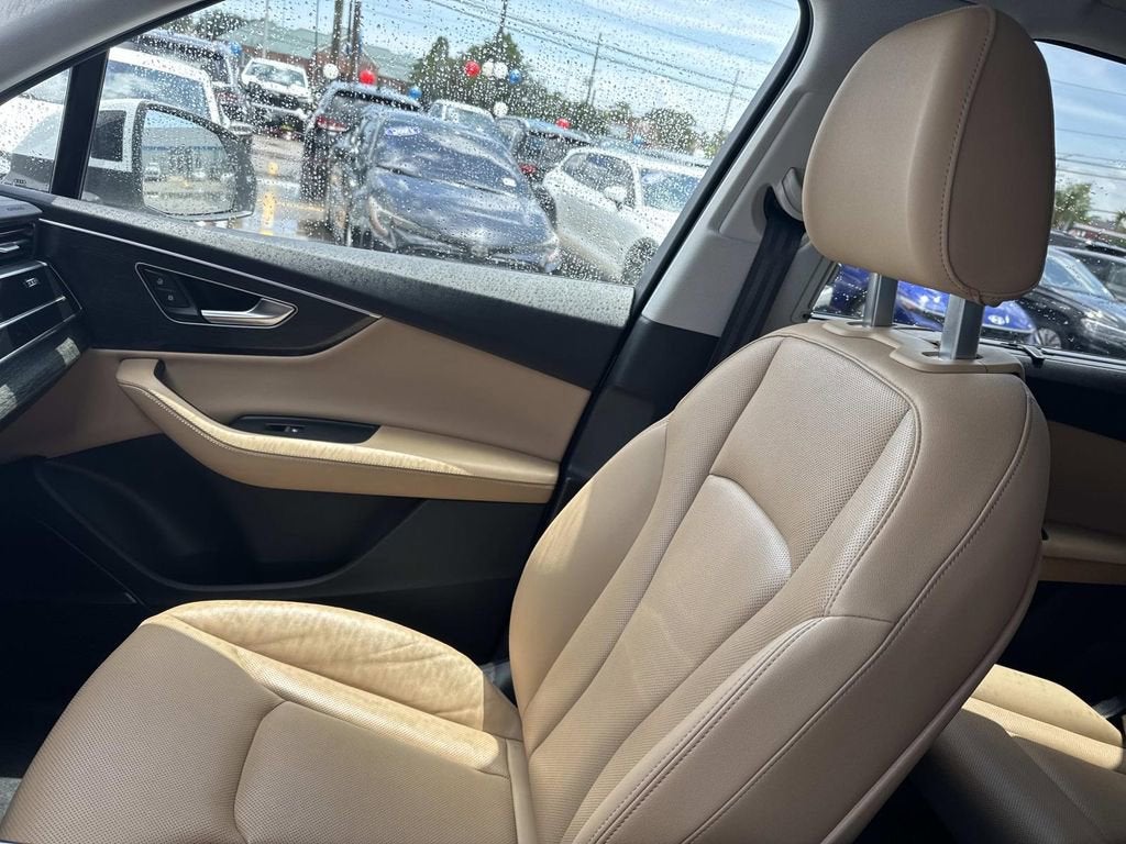 2023 Audi Q7 Premium Plus