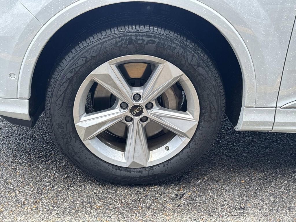 2023 Audi Q7 Premium Plus