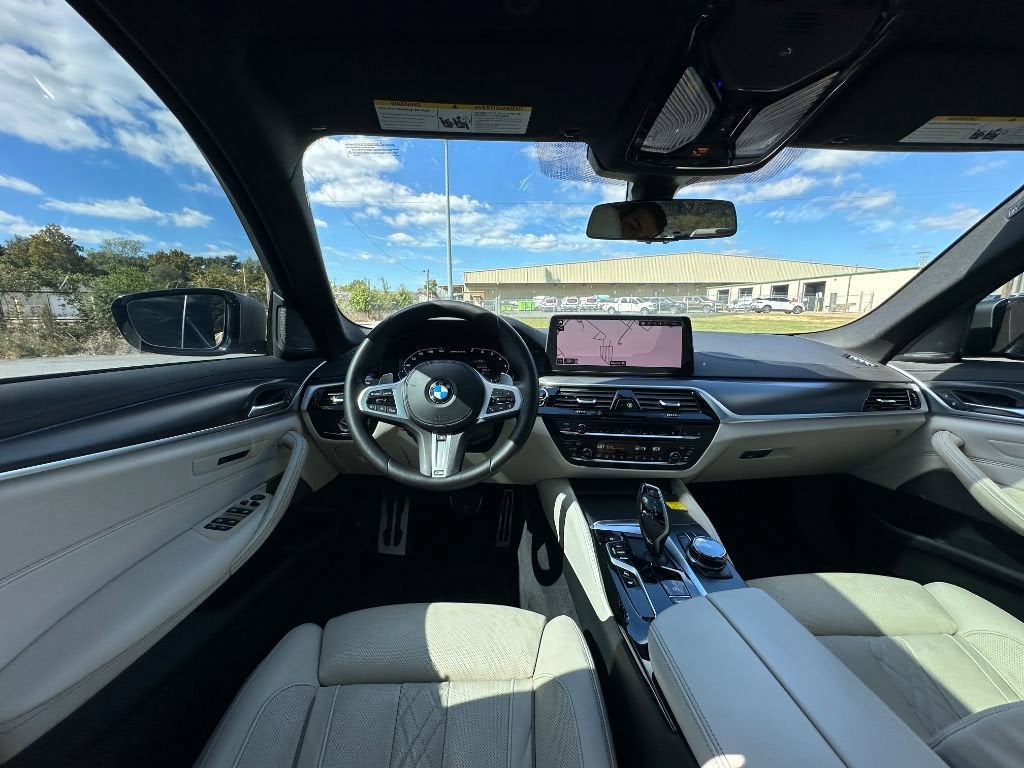 2022 BMW 5 Series M550i xDrive