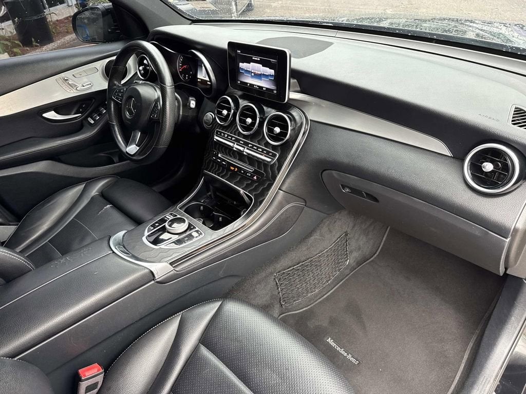 2019 Mercedes-Benz GLC GLC 300