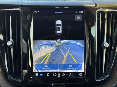 2023 Volvo XC60 Ultimate Bright Theme