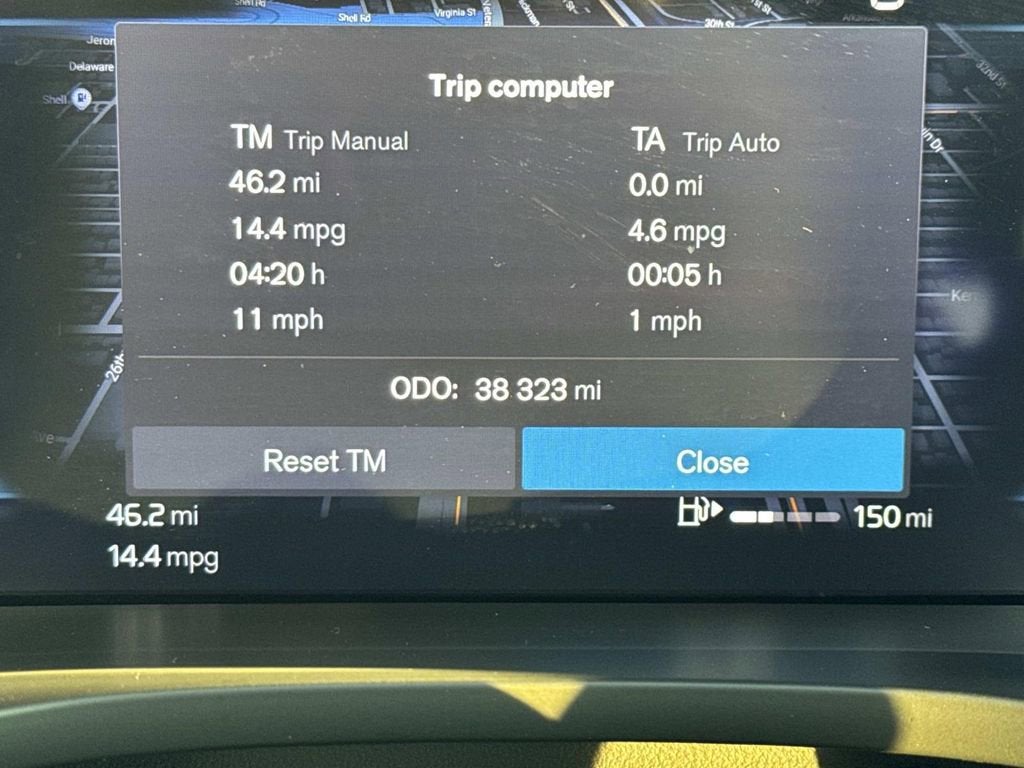 2023 Volvo XC60 Ultimate Bright Theme