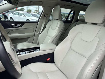 2025 Volvo V60 Cross Country Plus