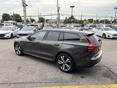 2025 Volvo V60 Cross Country Plus