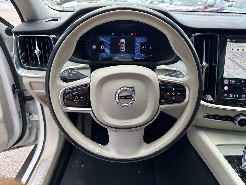 2025 Volvo V60 Cross Country Plus
