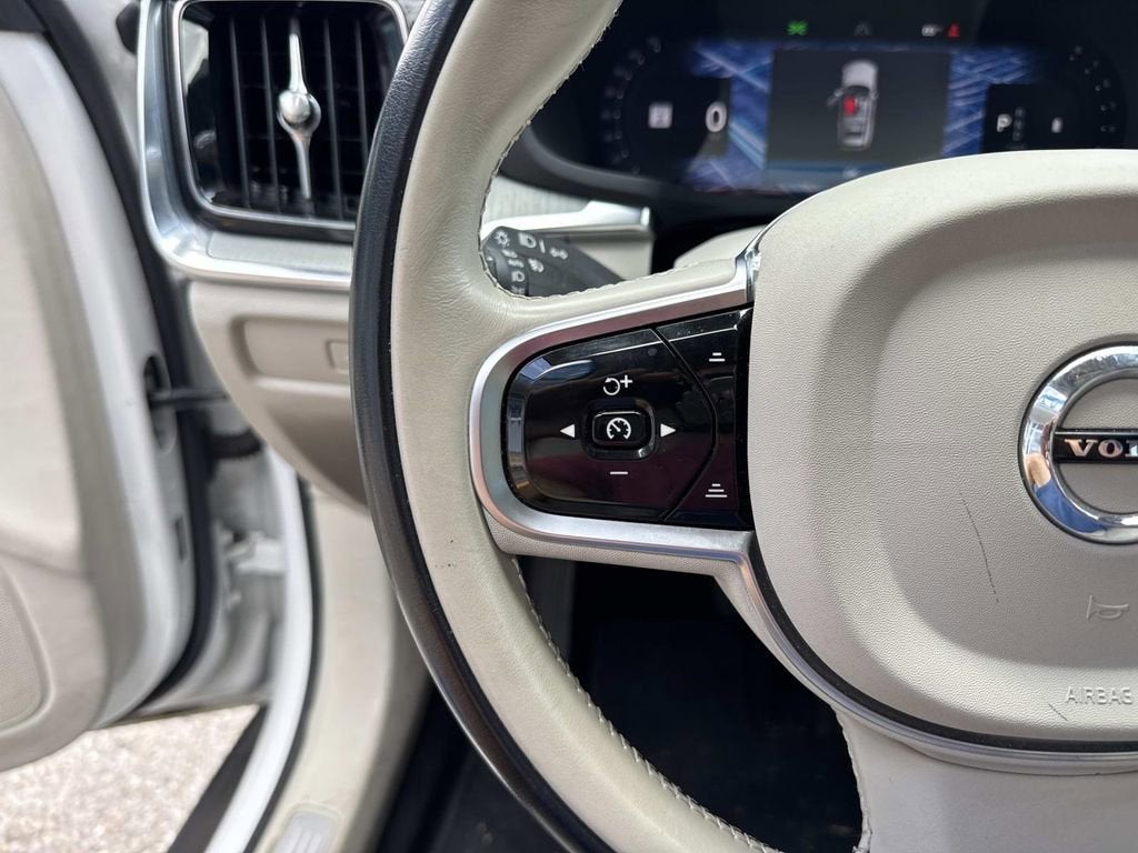 2025 Volvo V60 Cross Country Plus