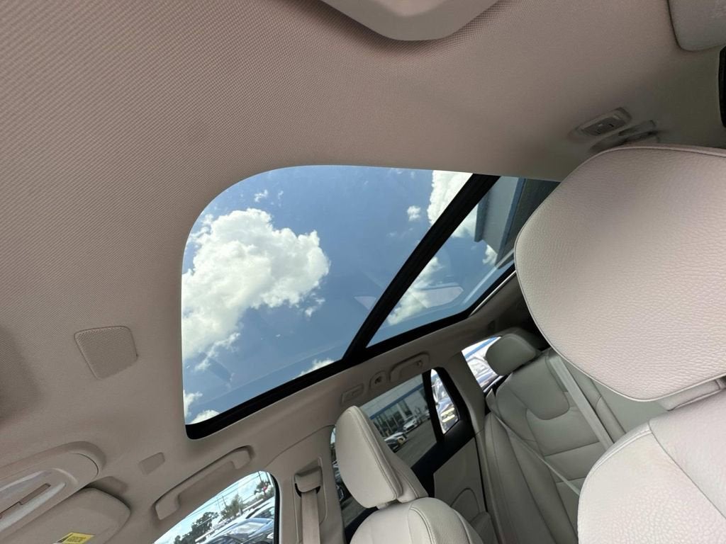 2025 Volvo V60 Cross Country Plus