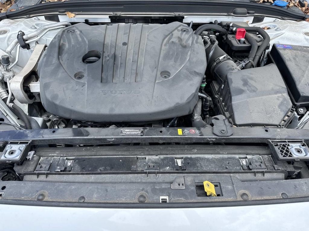 2025 Volvo V60 Cross Country Plus